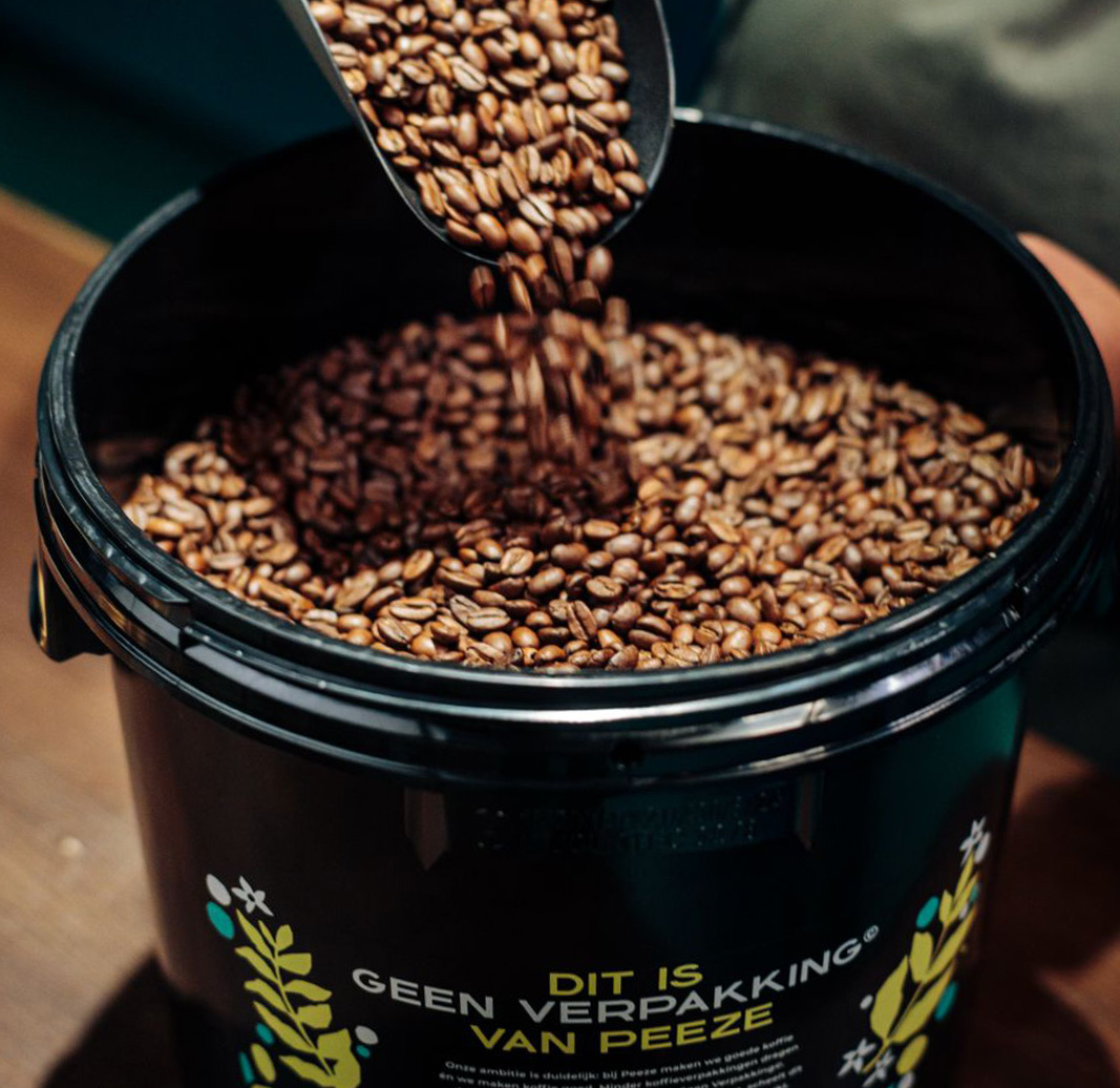 Peeze introduceert herbruikbare koffieverpakking