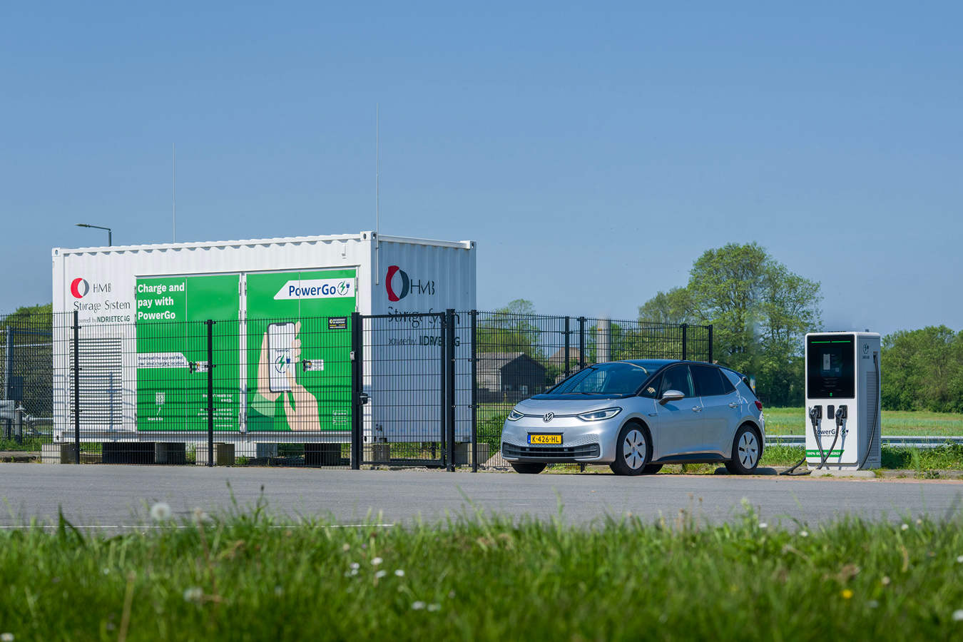 PowerGo opent ultrasnelle lader met uniek batterijsysteem in Noord-Holland