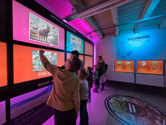 Bas Haring opent interactieve AI-ervaring bij GeoFort