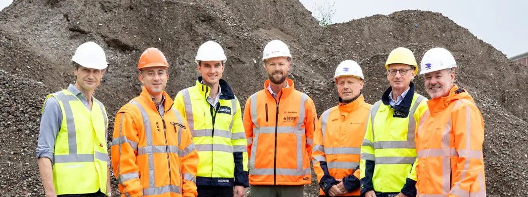 Start bouw grootste gezamenlijke elektriciteitsstation van Amsterdam